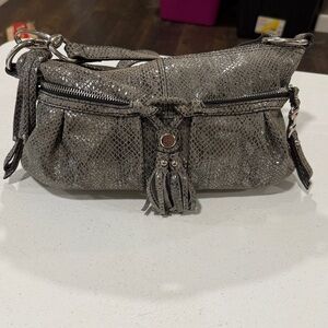 B. Makowsky Iridescent Grey Snake Print Pattern Crossbody
